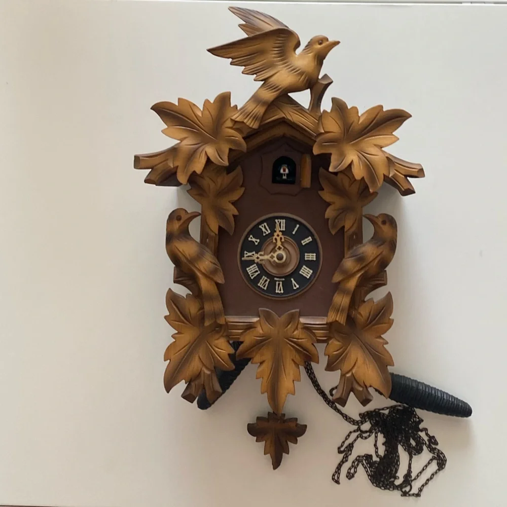 Antique Black Forest German Cuckoo Clock. Vintage cuckoo clock made in Germany